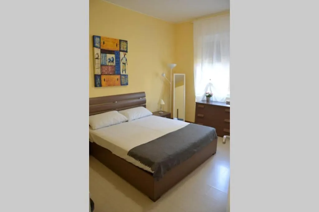 Vicinanze CityLife spazioso appartamento Milano